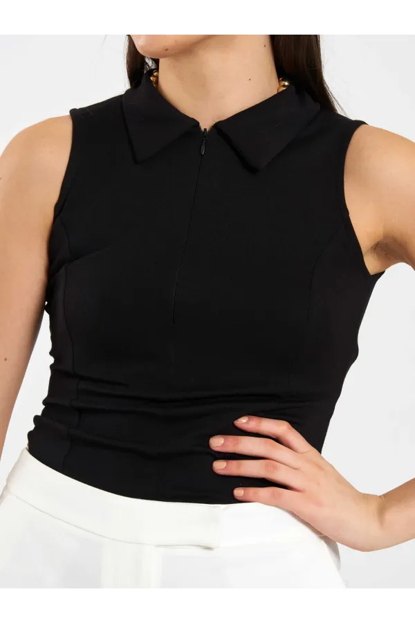 071894 Önü Fermuarlı Örme Kolsuz Body