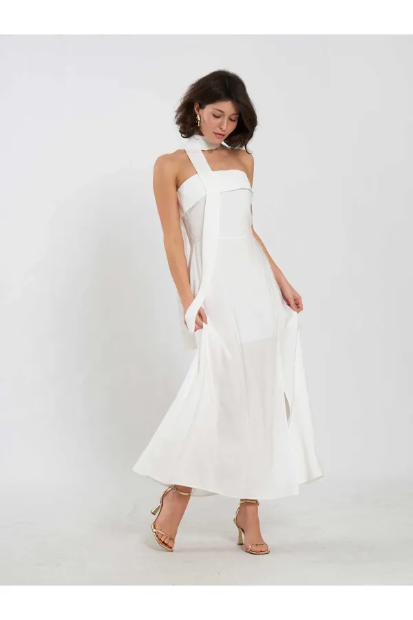 111706 Straplez Yırtmaçlı Elbise