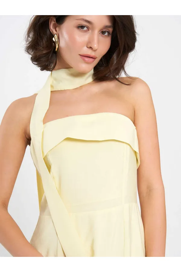 111706 Straplez Yırtmaçlı Elbise