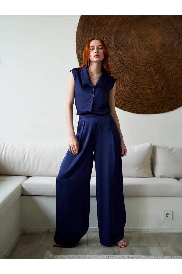 031649 Wide Pleated Satin Trousers
