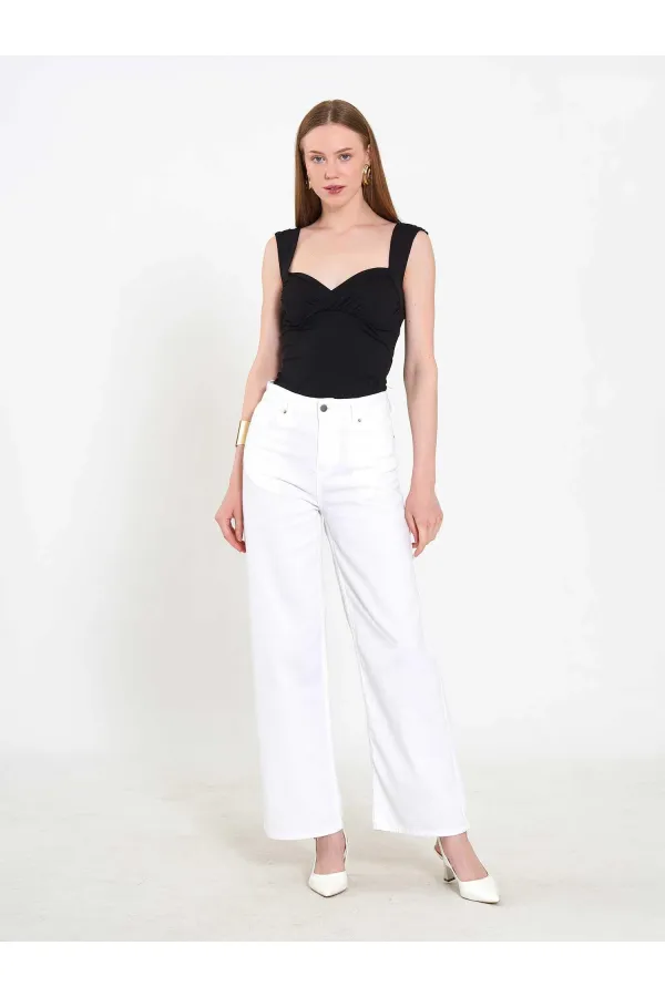 031668 Wide Leg Denim Trousers