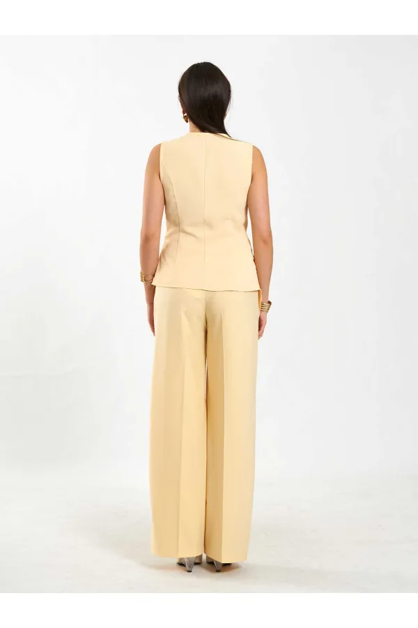 071892 Tokalı V Yaka Asimetrik Bluz