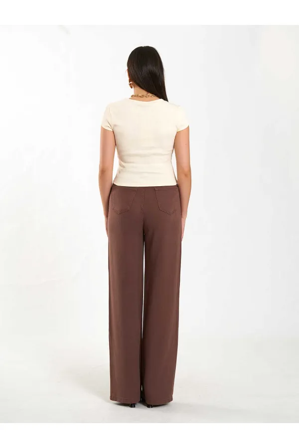 050652 Body basique à col boutonné