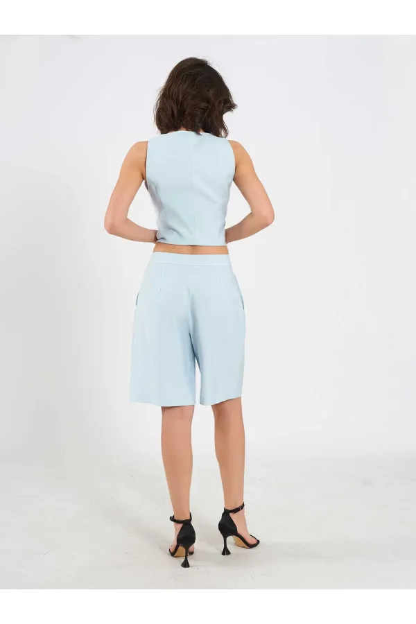 010876 Single Pleated Bermuda Shorts