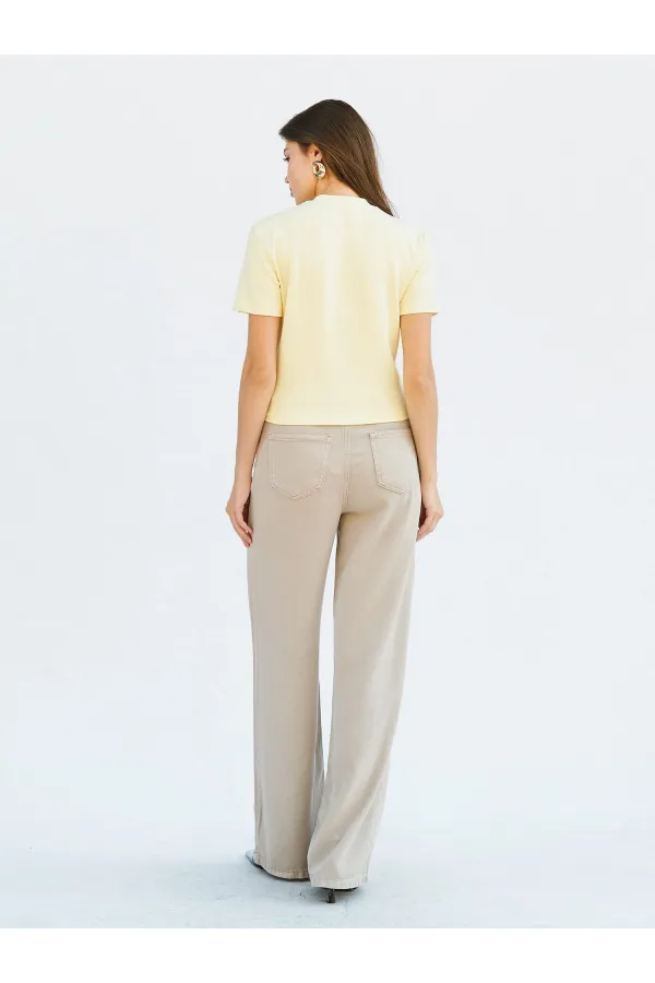 050734 Crew Neck Crop T-Shirt