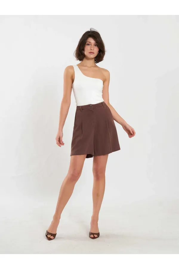 010875 Single Pleated Shorts