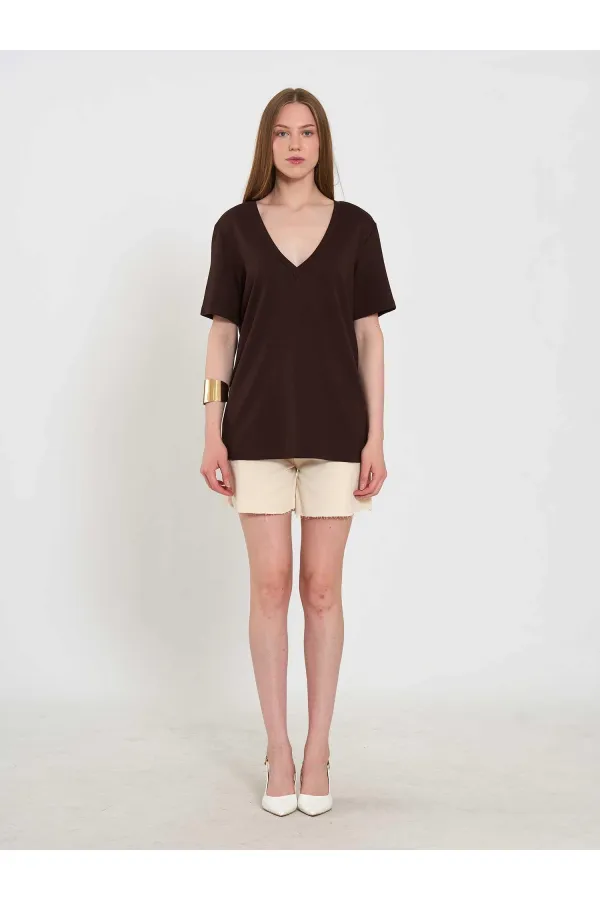 050736 V-Neck Knitted T-Shirt