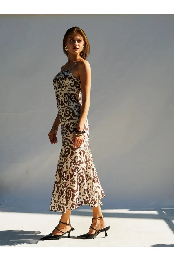 111460 STRAPPY DRESS