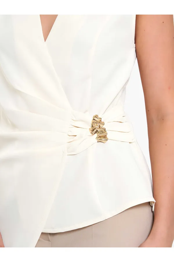 071892 Tokalı V Yaka Asimetrik Bluz