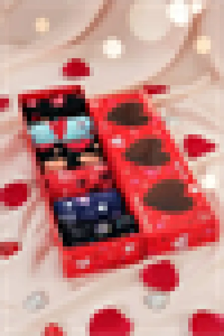 Coffret cadeau Dear comprenant 6 paires de chaussettes aux motifs différents