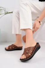 Pantoufles orthopédiques antidérapantes et confortables Muggo Comfort pour femmes, garanties pour un usage quotidien.