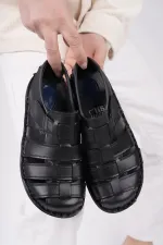 Sandales orthopédiques décontractées pour hommes Muggo Edinburgh, en cuir véritable, confortables et à semelle souple, garanties par la marque Edinburgh.