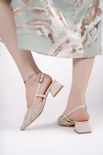 Muggo JUMANİ Sivri Burun Tokalı Arkası Açık Klasik Kısa Topuklu Kadın Ayakkabı