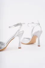 Muggo CHARLOT Bilekten Bağlamalı Kadın İnce Topuklu Ayakkabı