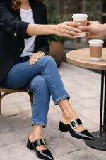 Muggo DESTİNY Gold Tokalı Tek Bant Sivri Burun Kadın Topuklu Terlik