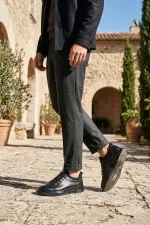 Baskets décontractées à lacets Muggo DUSK en cuir véritable pour homme, semelle épaisse.