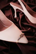 Muggo OURELİA Gold Yüzük Detaylı Sivri Burun Arkası Açık Kadın Topuklu Ayakkabı