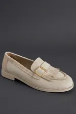 Mocassins décontractés pour femmes Muggo TUFT en daim avec boucle dorée et pampilles