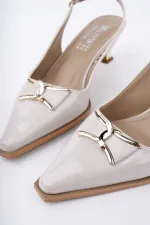 Muggo FOREST Arkası Açık Toka Detaylı Günlük Klasik Topuklu Kadın Stiletto Ayakkabı