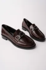 Mocassins décontractés pour femmes Muggo ARVEN avec boucle en métal et détails en pierre