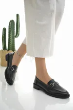 Mocassins décontractés pour femmes Muggo SUSSIE avec boucle métallique garantie