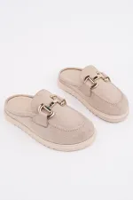 Mocassins Muggo CARLEEN en cuir suédé avec boucle dorée et bout fermé pour femmes