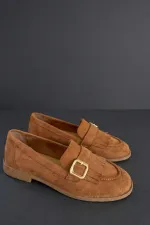 Mocassins décontractés pour femmes Muggo TUFT en daim avec boucle dorée et pampilles
