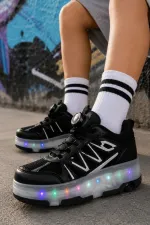 Muggo SKY Kids Light-Up Roller Skate Sneaker Sports Shoes Muggo SKY Kids Light-Up Roller Skate Sneaker Sports Shoes