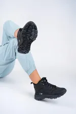 Bottes d'hiver unisexes Muggo Alaska, garanties pour la randonnée en plein air, à lacets et fermeture éclair latérale.