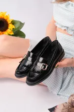 Mocassins décontractés à pampilles et boucle dorée Muggo pour femmes