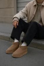 Bottines courtes décontractées Muggo HUG Guaranteed pour femmes, à semelle épaisse et doublure en fourrure.