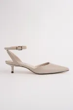 Chaussures Muggo KICK pour femmes, à bout pointu, talon fin et bride cheville, motif crocodile