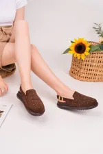 Muggo LİLOW Süet Deri Gold Zımbalı Ayarlanabilir Tokalı Günlük Rahat Önü Kapalı Kadın Sandalet