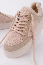 Chaussures de sport d'hiver pour femmes Muggo FLEECY à semelle épaisse et lacets, ornées de détails en peluche