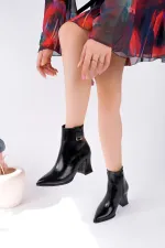 Bottes Muggo LUXERA pour femmes, bout pointu, avec boucle, fermeture éclair et talon épais.