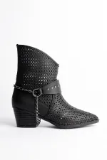 Bottes de cowboy d'été à talons pour femmes Muggo BURNING Guaranteed, ornées de chaînes découpées au laser et perforées.