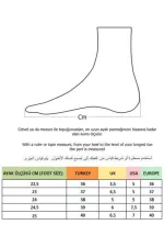 Chaussures Muggo CHOPRA à bout carré, double cambrure, bride cheville et talon bas ouvert à l'arrière