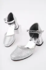 Chaussures à talons bas pour filles Muggo BLOSSOM à paillettes et à bride cheville lumineuse.