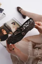 Ballerines Muggo LACE pour femmes, ornées de perles et de détails en maille, à brides élégantes et décontractées Ballerines Muggo LACE pour femmes, ornées de perles et de détails en maille, à brides élégantes et décontractées