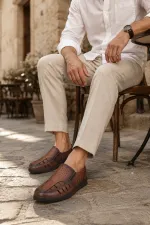 Muggo ROVERY Men's Casual Comfortable Perforated Sandals