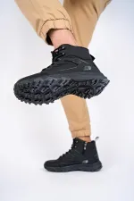 Bottes d'hiver unisexes Muggo Alaska, garanties pour la randonnée en plein air, à lacets et fermeture éclair latérale.