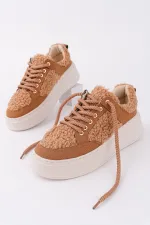 Chaussures de sport d'hiver pour femmes Muggo FLEECY à semelle épaisse et lacets, ornées de détails en peluche