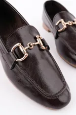 Muggo STRIDE Women's Casual Loafer Shoes with Metal Buckle