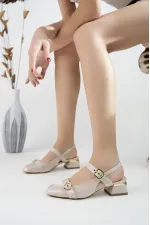 Muggo GİGİ Arkası Açık Küt Burun Çift Kemerli Kadın Günlük Klasik Kısa Topuklu Ayakkabı