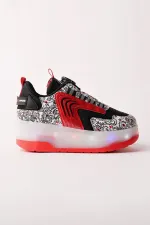Muggo FLOW Kids Light-Up Roller Skate Sneaker Sports Shoes Muggo FLOW Kids Light-Up Roller Skate Sneaker Sports Shoes