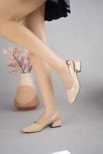 Muggo LOİS Garantili Arkası Açık Kare Burunlu Kadın Kısa Topuklu Ayakkabı