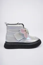 Bottes d'hiver pour enfants Muggo NIXIE, semelle antidérapante garantie, confort optimal, fermeture velcro et nœud.