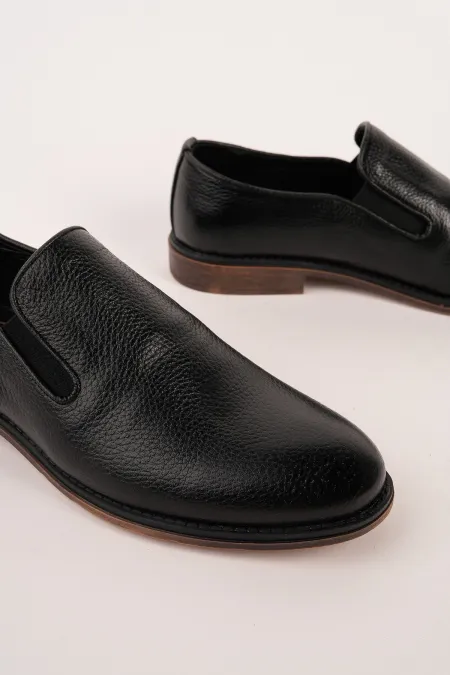 Muggo CRISH Genuine Leather Slip-on Men's Classic Casual Shoes