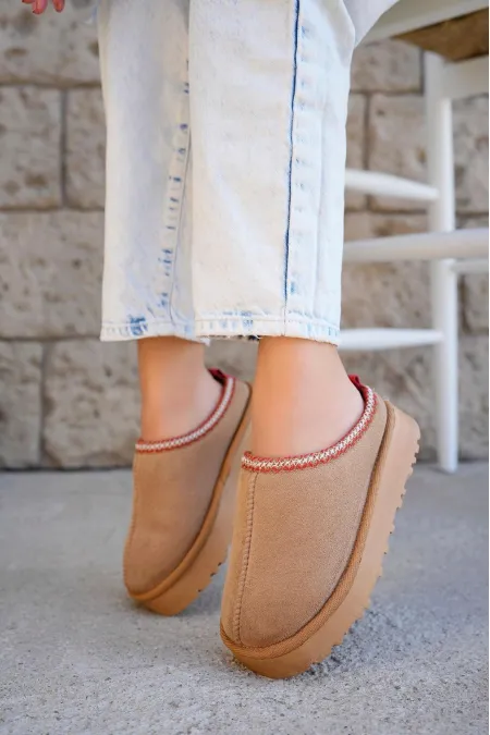 Pantoufles pour femmes Muggo LING à semelle épaisse garantie, doublure en fourrure et bout rond