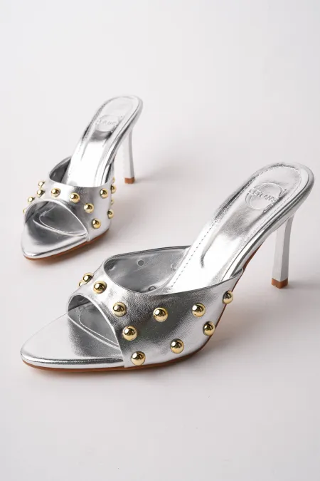 Muggo HELENA Kadın Zımbalı Sivri Burun Metal Detaylı Stiletto Topuklu Terlik